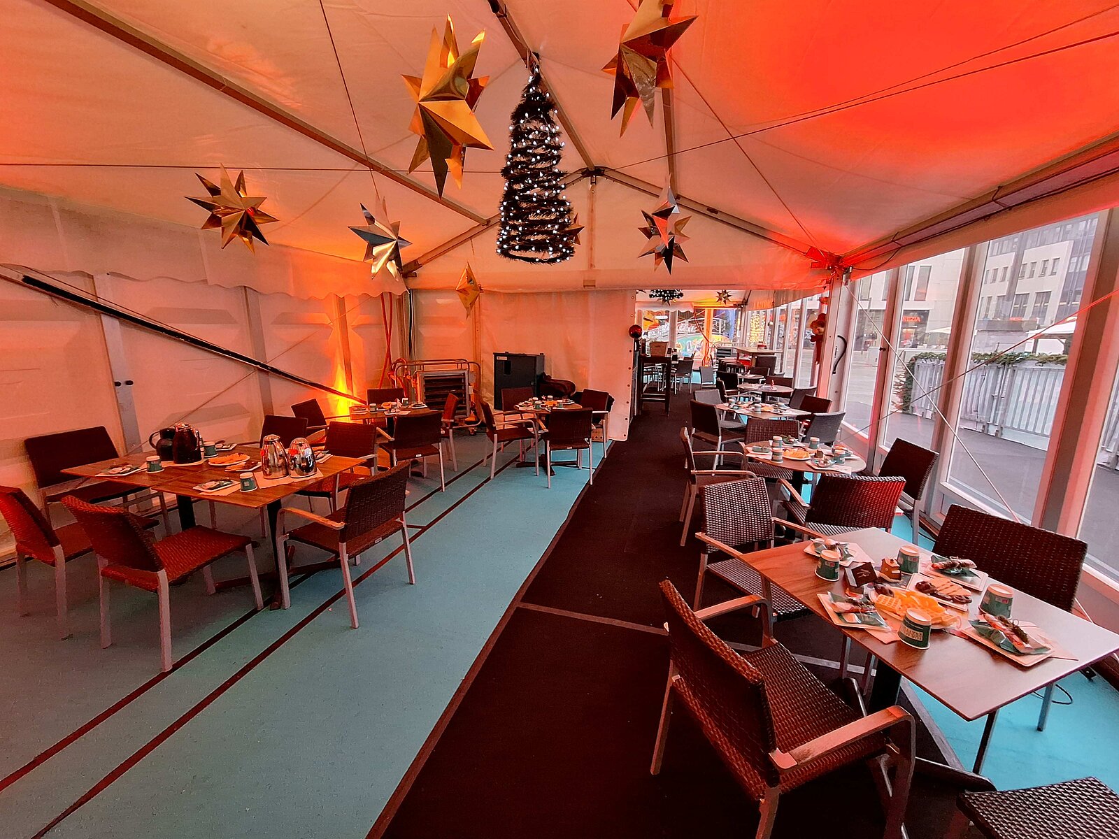 Weihnachtlicher Cateringbereich