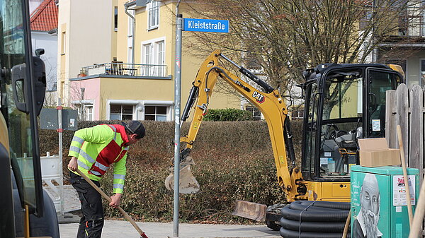 Mann auf der Baustelle
