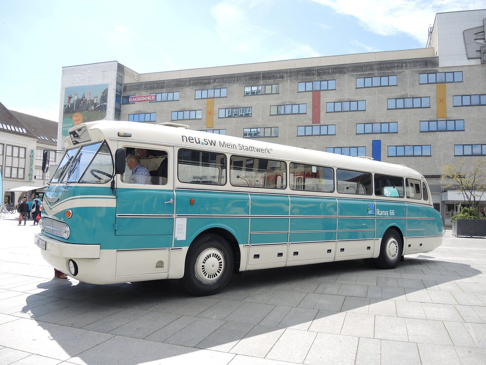 Ein Foto vom Bus "Ikarus".