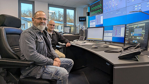 Schaltmeister in der Netzleitwarte.